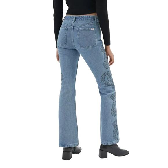 MILK IT $108 Cobra Snake Print Flare Leg Rigid Denim Jean Light Wash Size 36 - Picture 3 of 7